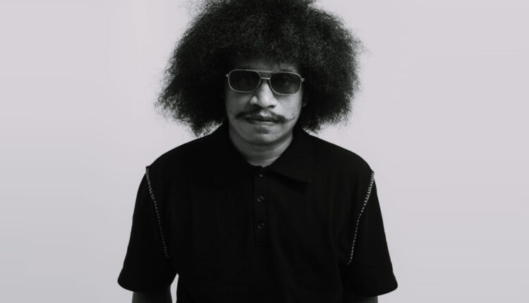 Penyanyi solo, Daniel Rumbekwan. (Foto: Istimewa)