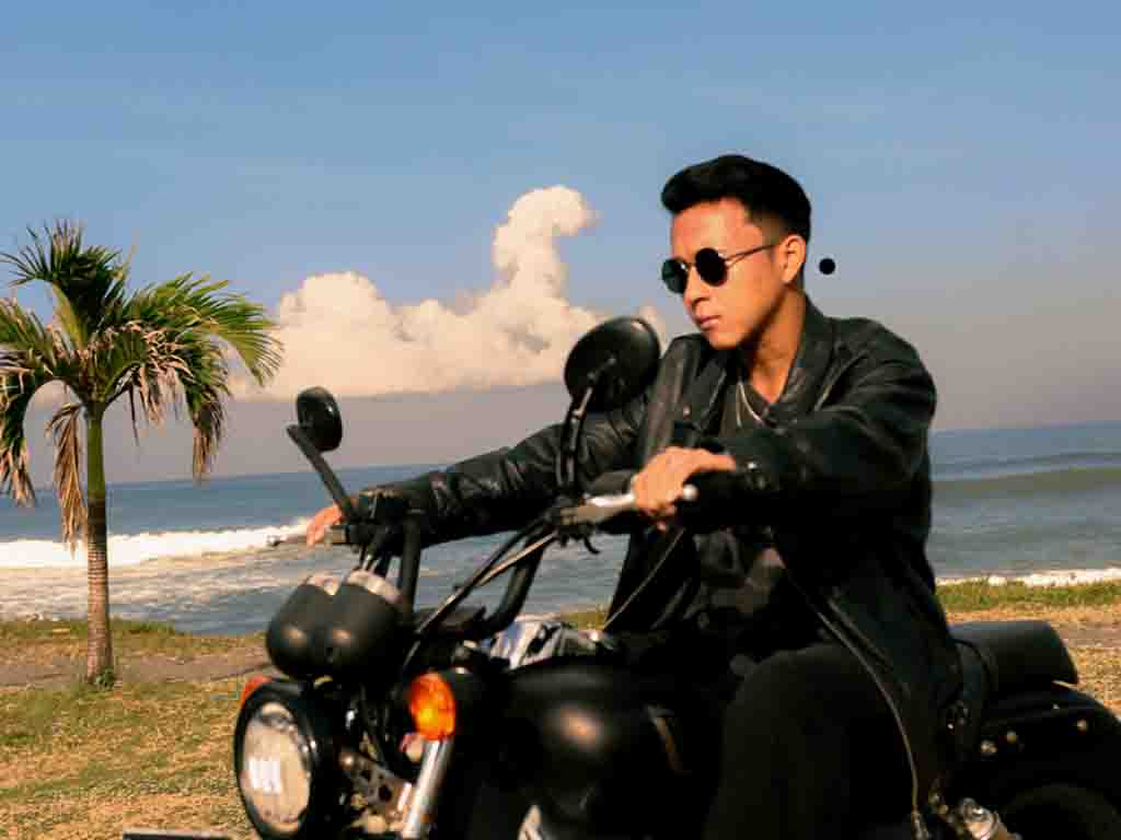 Penyanyi solo, Igan Baswara. (Foto: Istimewa)
